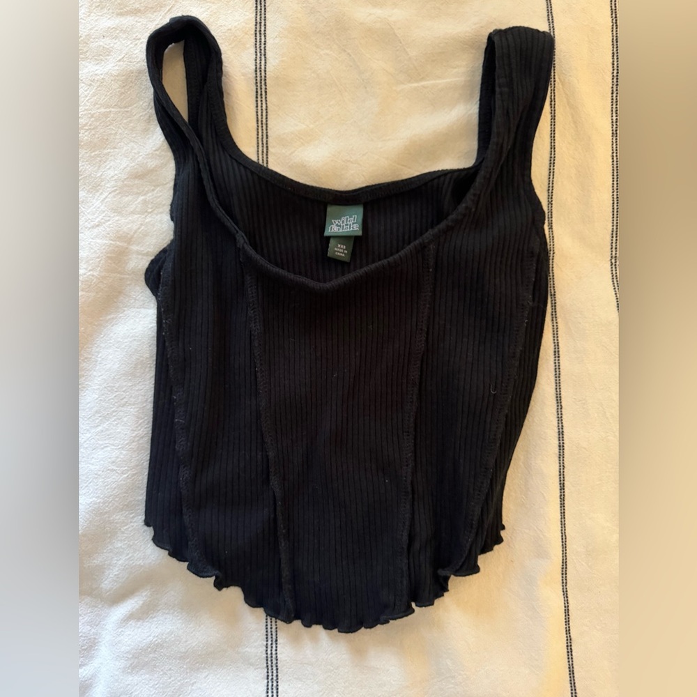 Ribbed tank